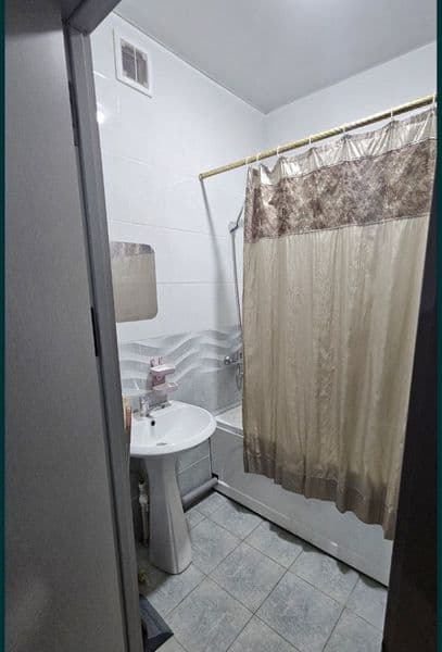 Markazda yashashni xohlovchilar uchun! Oybek metrosi yonida. — фото 4