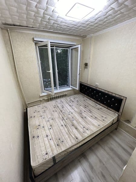 Учтера тумани 15 квартлда квартира арендага берилади <br />
