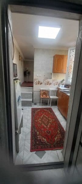 ТТЗ-2  бозор якинидаги дом 4-этаж. 1хонали кв арендага берил