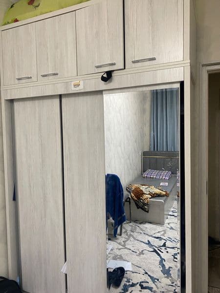 Shuxrat perekroskada 1 ta bola olinadi, yoshi 25 yoshdan kic