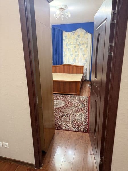 Срочно сдам <br />
2х комнатную /1этаж/4<br />
Балкон 1.5/3< — фото 3