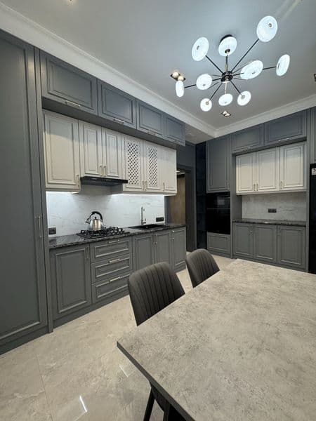 2 комнатная новая Евроквартира<br />
65 кв м <br />
Есть бал