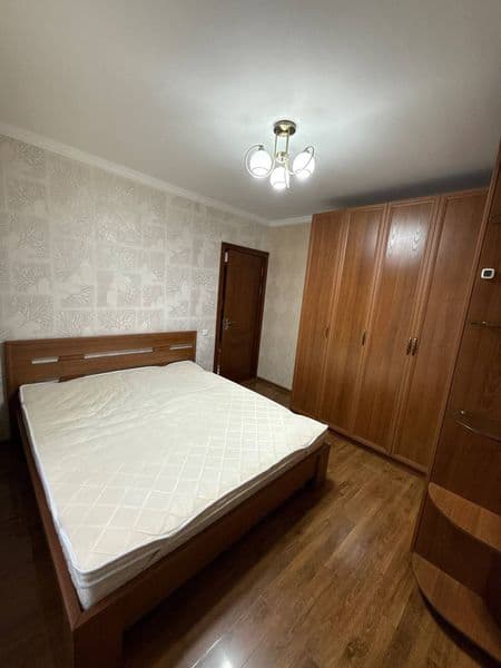 Срочно Сдаётся <br />
Квартира 3/2/4<br />
3-комнат <br />
Е — фото 2