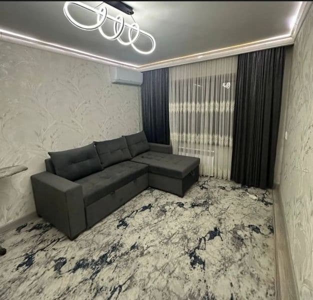 Добрый вечер, сдаю комнату для девушки в 2х комнатной кварти