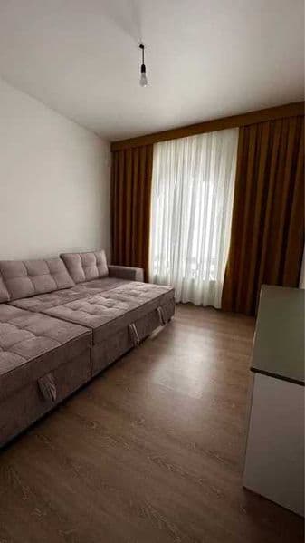 УзБум<br />
<br />
Цена: 550$<br />
<br />
• Ориентир: Рисов