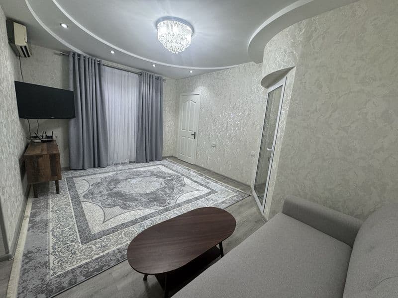 Своя жилая квартира 2/1/4 с отдельным входом, парковкой и ог