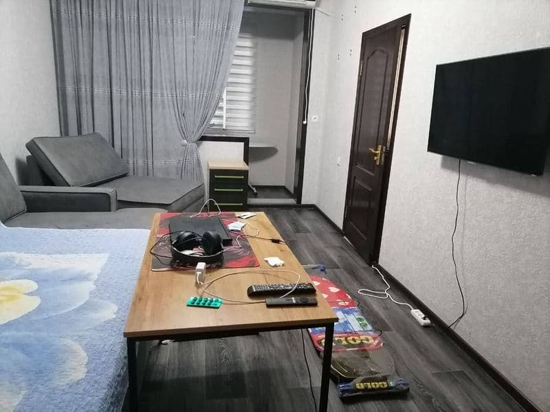 Mirzo Ulugʻbek Maksim Gorkiy  xudojnik 2.xona kv ijaraga ber