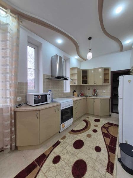 Сдается уютная 3х комн <br />
Квартира на Ойбеке  <br />
ули — фото 4