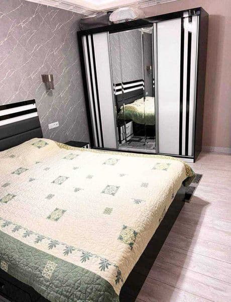 Сдаётся КЛАССНАЯ квартира<br />
<br />
 Район: Мирзо Улугбек