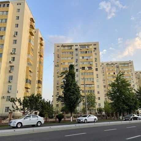 Сдаётся квартира в центре!<br />
Иностранцам или Семье!<br /