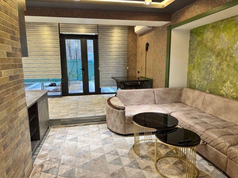 Аренда квартиры. На ц-5. Чистая новая. С огромным огородом.  — фото 5