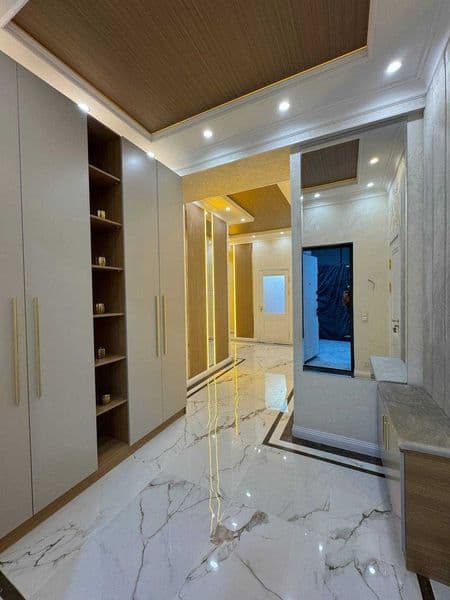 Информация о квартиры:<br />
• Тип: Аренда, Жилой<br />
• Ко — фото 5