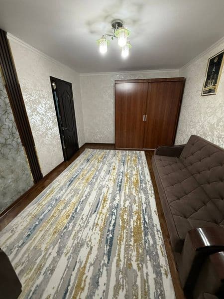 Квартира светлая тёплая. Всё имеется.  Отличное расположение