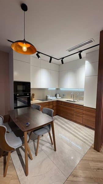 СРОЧНО Сдается квартира ПРЕМИУМ класса<br />
<br />
• Район: