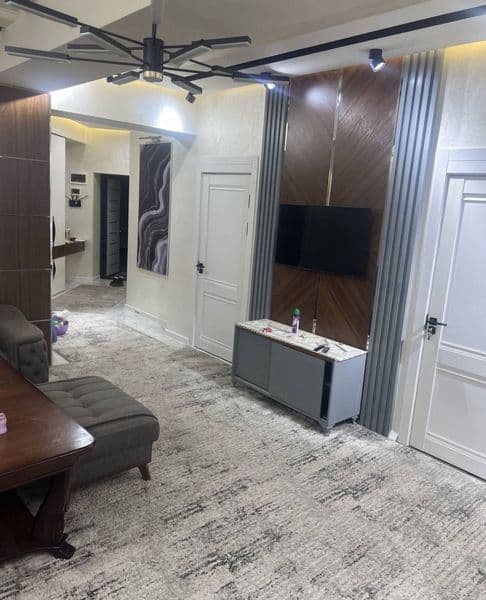 Olmazor tumani metiro oldida <br />
Alpomish muz saroyi toʻg — фото 2