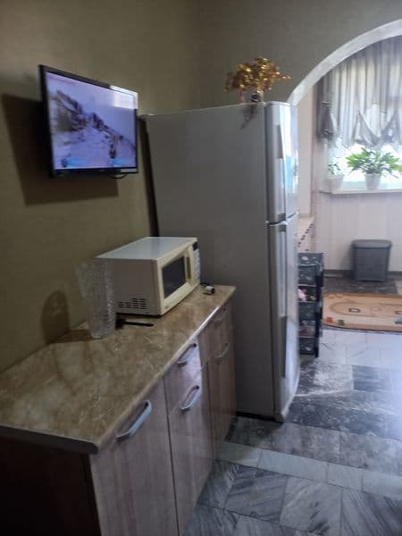 Сдаётся2х переделанная в3х квартира, на массиве Кушбеги.Свет — фото 4