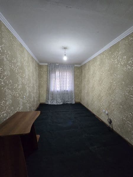 Sergeli 5,A<br />
METRO 2 BEKAT <br />
3/4/7 yangi dom<br />