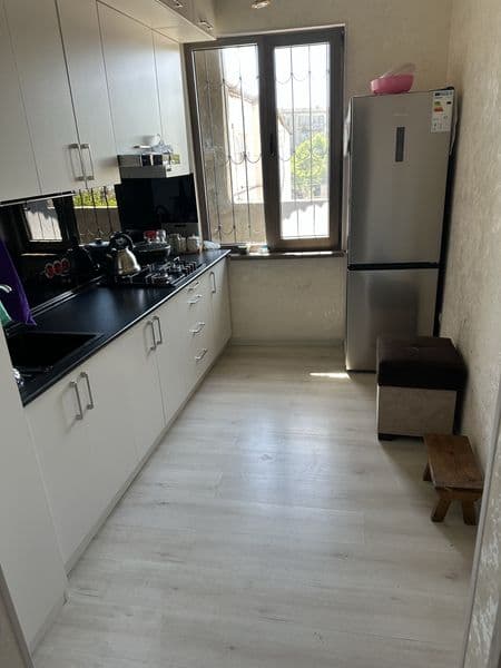 Сдаю квартиру в Мирзо улугбекском районе авайхон Карасу 6 но