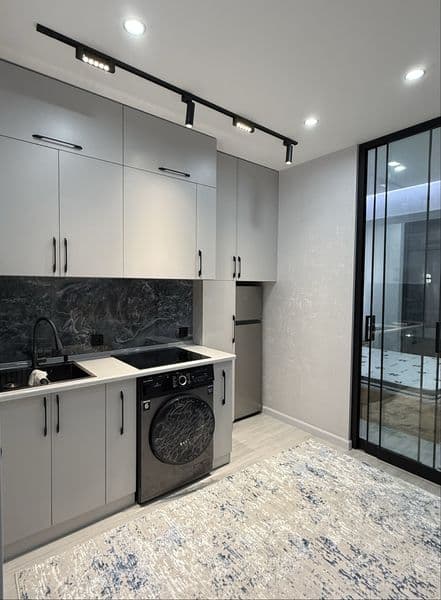 • Yunusobod 13-kvartal  IKAT JK novastroyka 1/7/11yangi remo