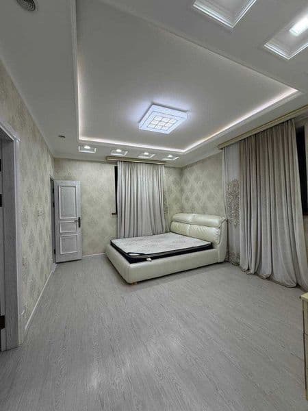 Район: Шайхантахурский<br />
Адрес: Жангох<br />
<br />
Комн — фото 5