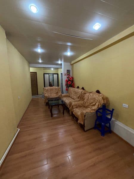 Выдается квартира на долгосрочной основе 600$. Цена договорн