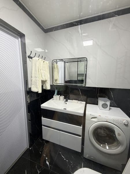 Сдается чистая, уютная квартира, в центре города.<br />
Вся  — фото 4