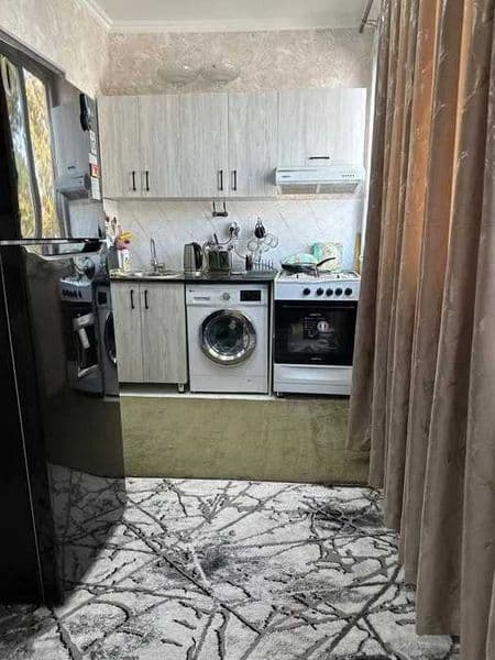Сдаётся 2 ком квартира все имеются заходи живи желательно се — фото 5