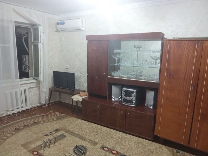 Аренда <br />
Ялангач 1/4/4 <br />
300$<br />
Балкон 1.5#3<b — фото 2