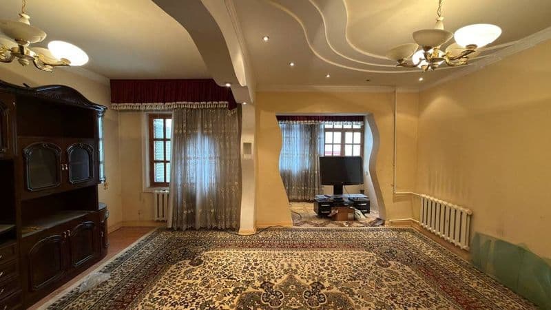 Algaritm zarxal tuyxonasini oldida 4xonalik uyimni ijaraga b