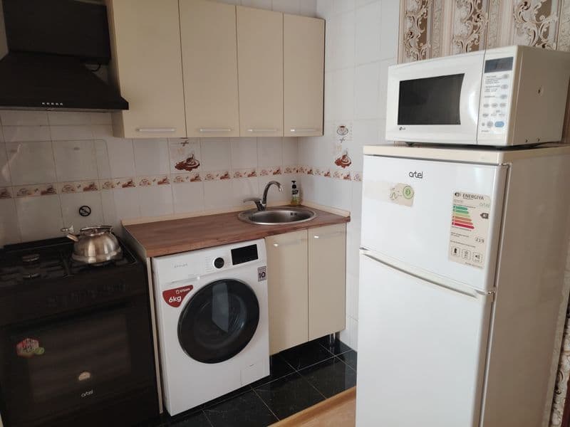 1/2/4<br />
Ориентир поликлиника, кафе<br />
 бухара, Центра — фото 2