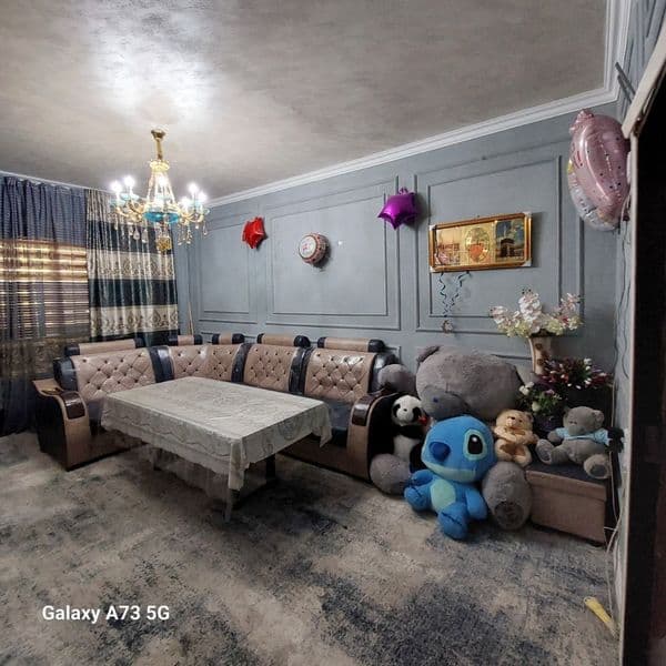 3xonali 1etaj kvartira xamma narsasi bn arendaga berladi.kir