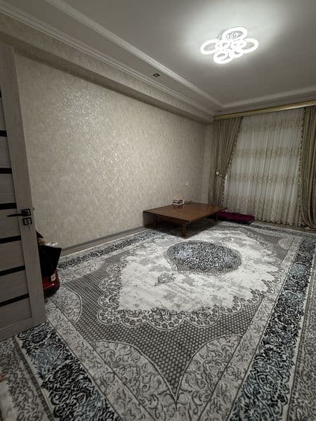 qizlarga beriladi. Yanggi uy. Xozyaykali.  <br />
Kuxnya idi