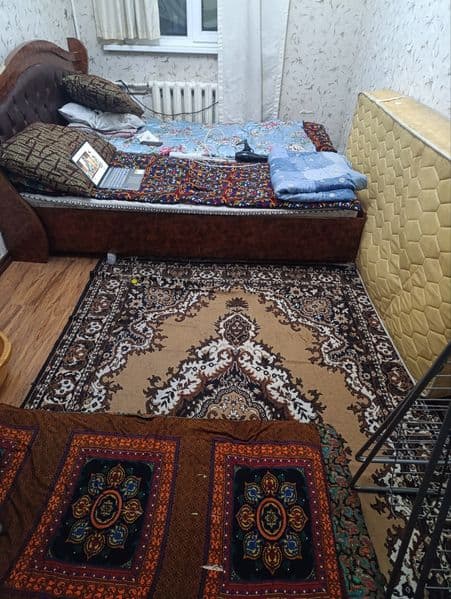 Sheriklikka qizla yoki Ona bola olinadi <br />
2 ta qiz 1 mi