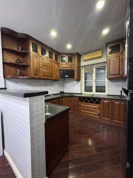 Сдается 3 комнатная квартира 90 кв.м.<br />
Кирпичный дом <b — фото 3