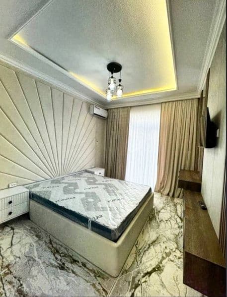 Алмазарский район, рядом с метро «Беруни». 2-комнатная кварт