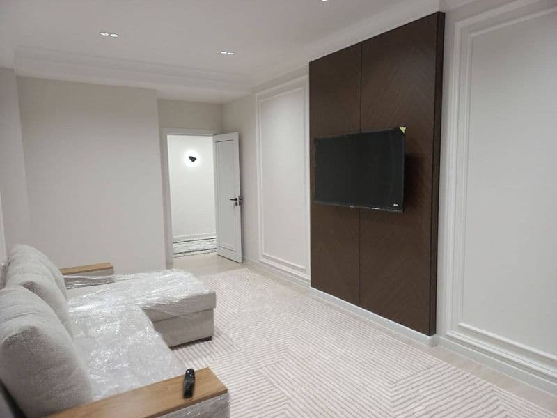 Срочно Сдаю 2-х комнатную Новую квартиру.Для семейной пары с — фото 2