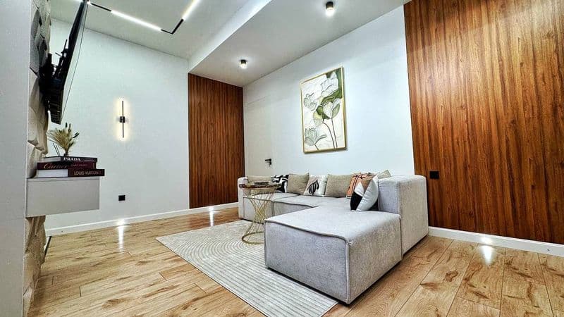 3/2/4<br />
(ор-р метро Айбек <br />
<br />
Площадь: кирпич  — фото 2