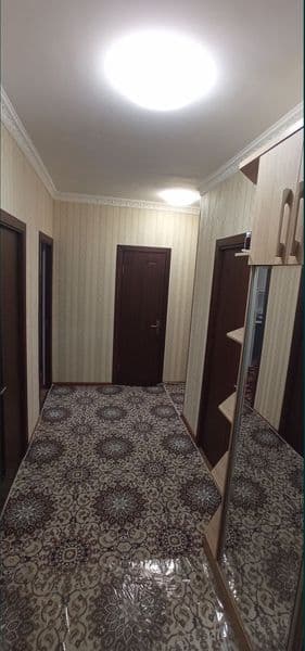 Uy yangi, choshtepada, euro remont qilingan, 3 xonali, tarti