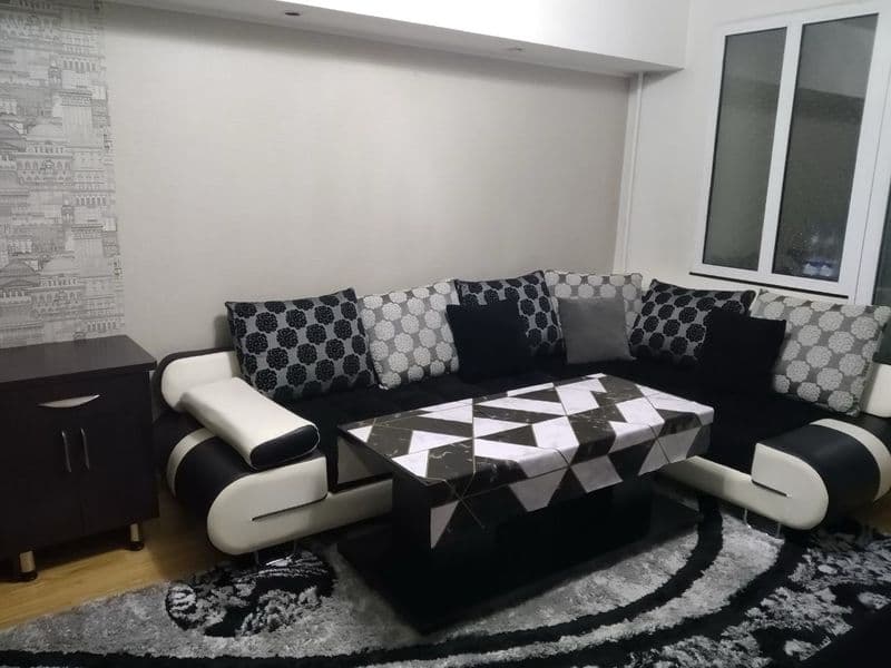 Квартира от собственника. Находится рядом с ресторанами  Сез