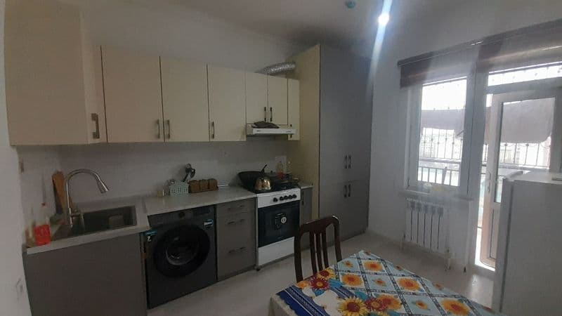 Енги курилган домда. Хамма шароити бор квартира. Автомат сти