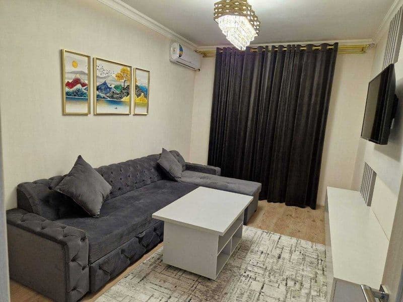 Сдается квартира для семейных<br />
<br />
• Район: Алмазар<