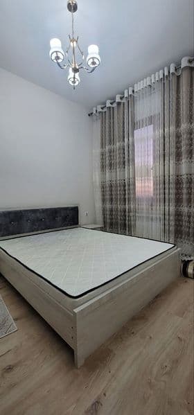 Срочно здайутса квартира<br />
Юнсабод район манзара сити<br