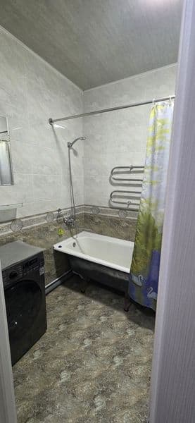 Сдаётся 2/5/5 квартира для семьи без маленьких детей и живот — фото 5