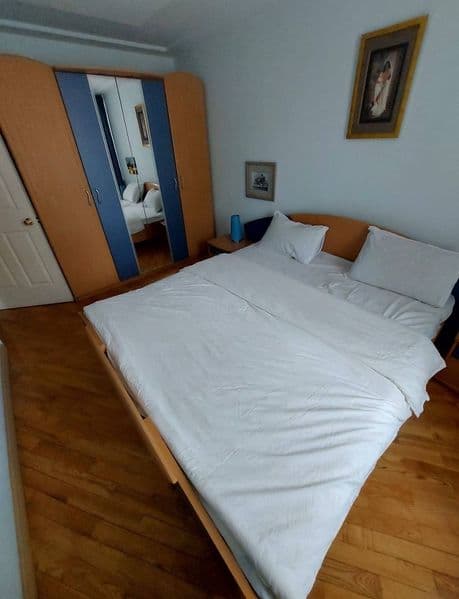 Сдаётся квартира на Дархане <br />
Все удобства есть <br />
