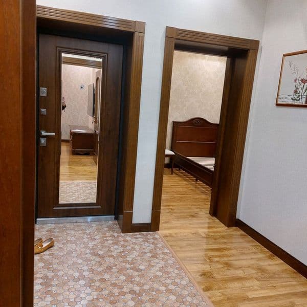 Аренда  Мирабадский р-н <br />
Гостиница России   4/2/4 кирп — фото 2