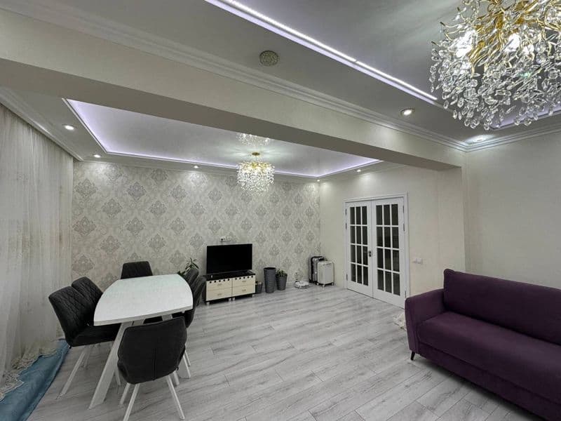 Аренда на Карасу-4 4/5/5 с удвоенным залом 5х6<br />
Площадь