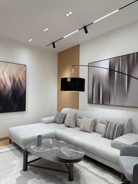 Сдается квартира с красивым ремонтом<br />
<br />
• Район: Я