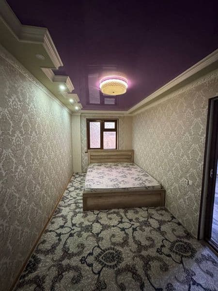 Chilonzor tumani, Jahon tillari universiteti<br />
<br />
Кв