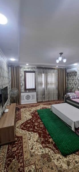 3 хонали уй . факат 2 хонаси берилади (битта хонаси узимиз н