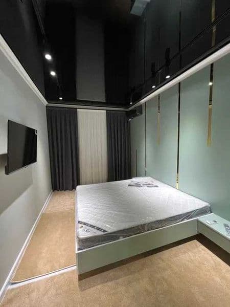 Сдаётся квартира не далеко от Центр <br />
<br />
Район: Мир